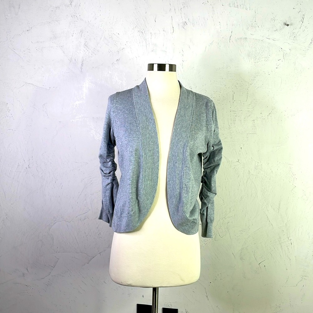 Peter Nygard cropped cardigan gray size S